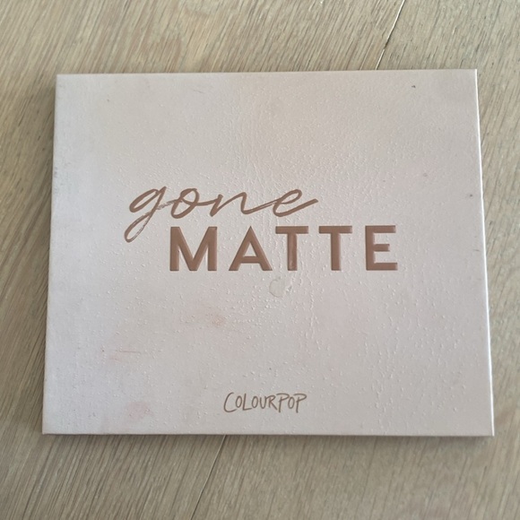 Colourpop Gone Matte  matte pressed powder eyeshadow palette. - Picture 3 of 6